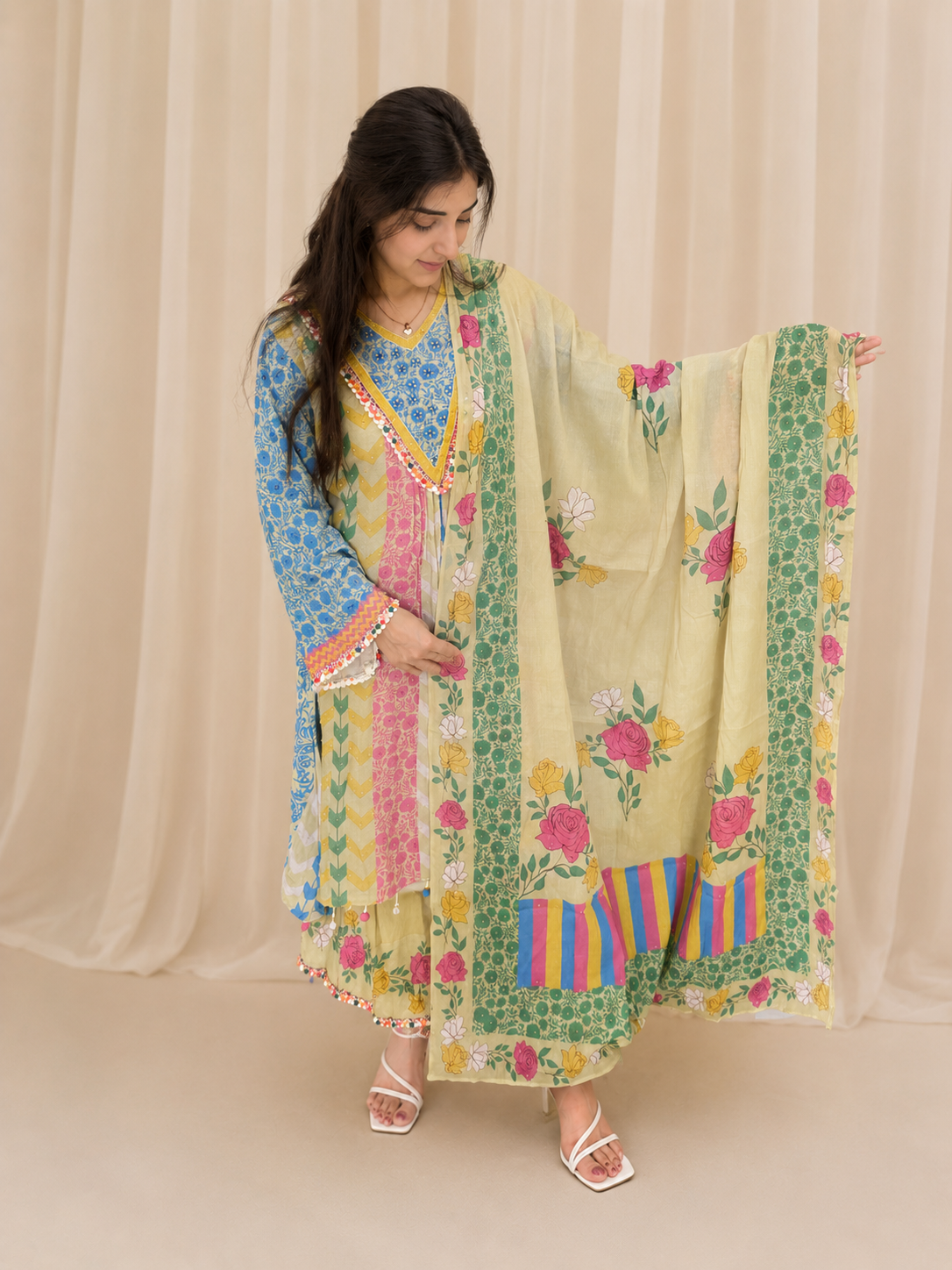 Gulnaar Printed Linen Suit Set