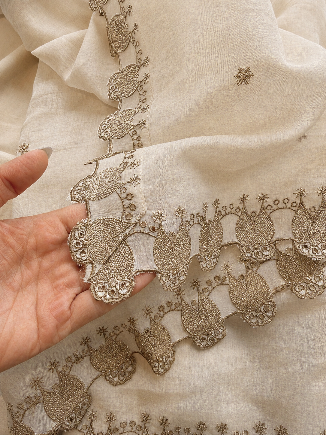 Inaaya Mul cotton suit